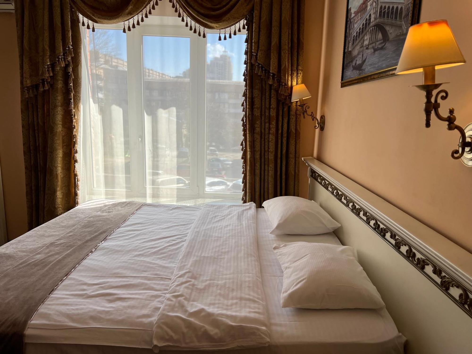 Royal City Hotel キエフ 部屋 写真